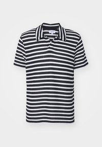 Koszulka polo w czarno-białe paski z płaskim kołnierzykiem i krótkimi rękawami, wykonana ze strukturalnej dzianiny. Posiada kontrastowe paski.
