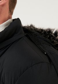 Buratti Žieminis paltas - black