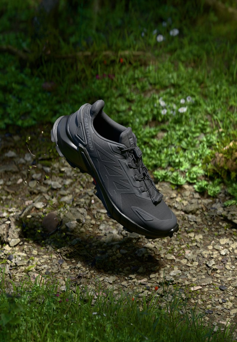 Salomon - SUPERCROSS 4 - Trail running shoes - black, Enlarge