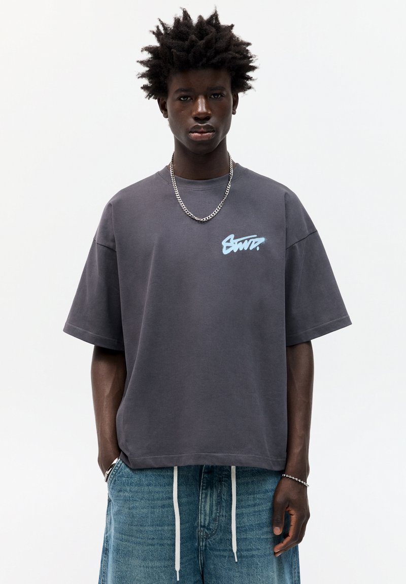 T-Shirt Homme Pull&Bear Manches Courtes Bleu Marine - Taille S - Avec Poches
