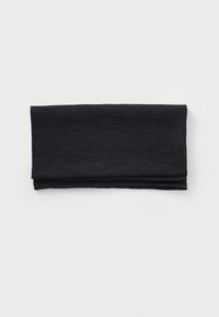 Tissu noir plié, probablement une écharpe ou un accessoire. Texture douce avec un léger brillant, présentant une finition lisse et des coutures presque invisibles.