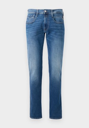 Calças de ganga azuis para homem com um acabamento desbotado, design de perna reta, cinco bolsos e fecho frontal com botão. Detalhes cosidos nos bolsos.