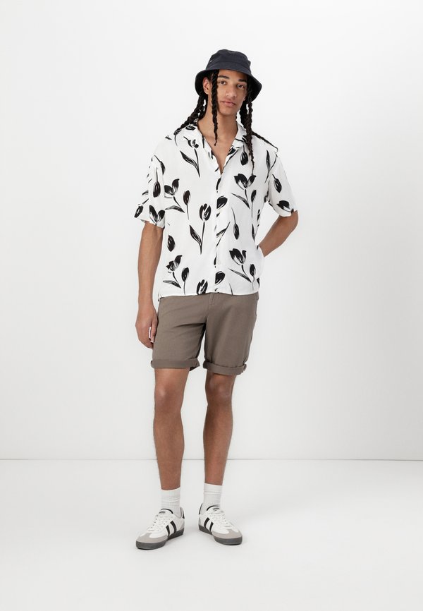 JJEJEFF CHARGE RESORT SHIRT  - Shirt - cloud dancer4