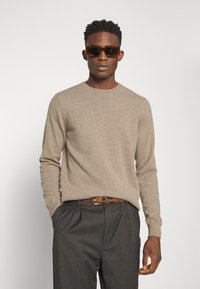 Davida Cashmere MAN O NECK - Pulover - mink