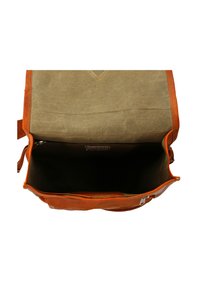 Thumbnail Image 5