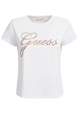 Witte t-shirt met korte mouwen en meerkleurige rhinestone tekst 'Guess' over de borst en een ronde hals.