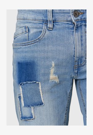 INDICODE JEANS, ROBERTS - Shorts vaqueros - blue wash