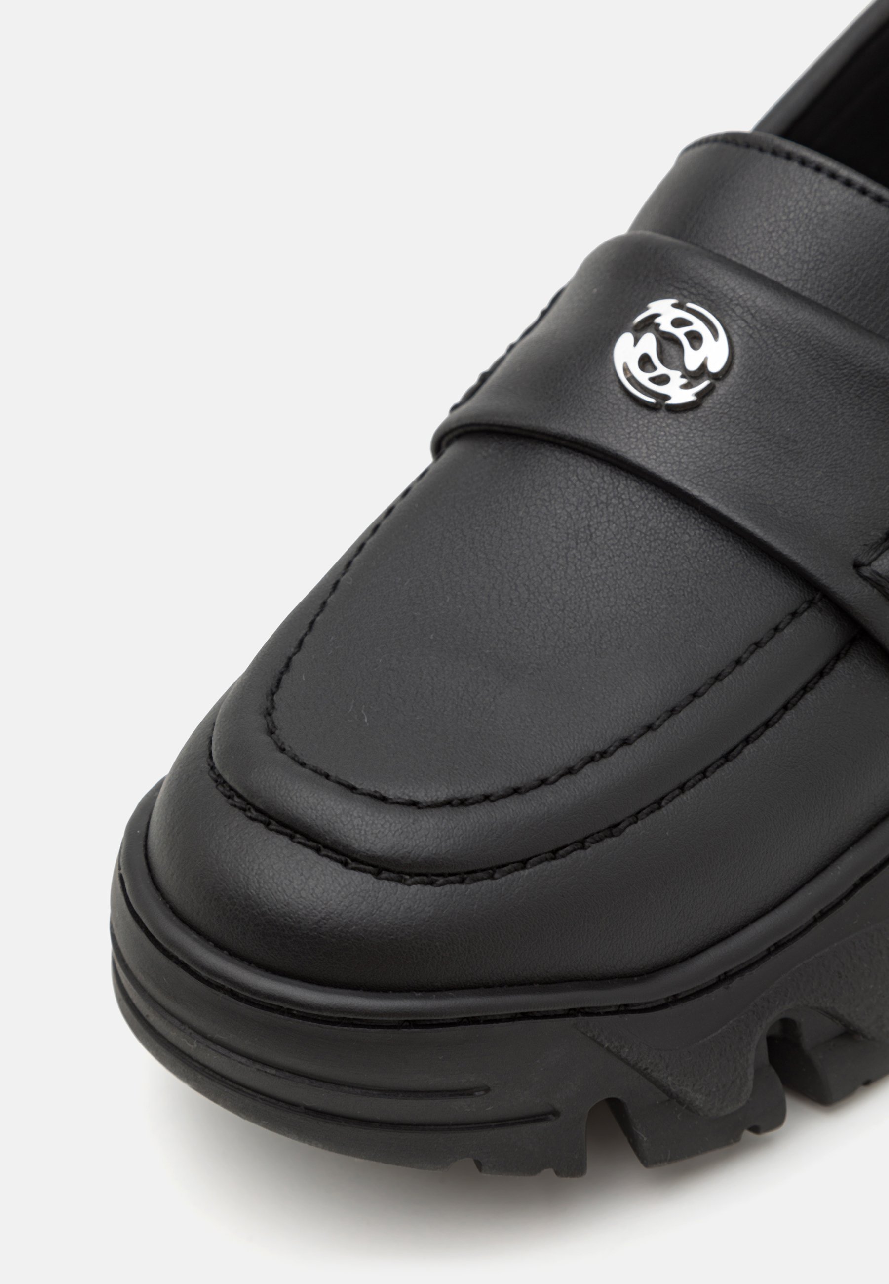 【関税込み】Rombaut ブラック Boccaccio II Mount ローファー Mount Black - Rombaut - Footwear – ROMBAUT