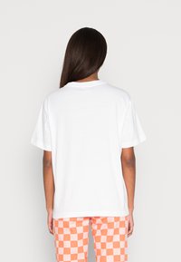 Monki T-shirt estampada - psycadelic