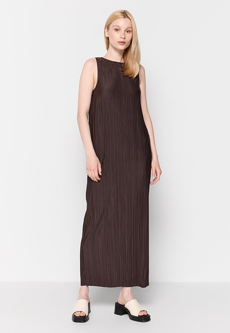 Selected Femme Maxi-jurk donkerbruin Selected Femme Maxi-jurk donkerbruin