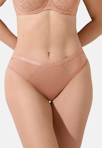 Lisca Slip - beige