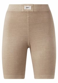 Shorts beige ajustés longueur genou avec une taille élastique et un petit patch logo rectangulaire au centre devant.