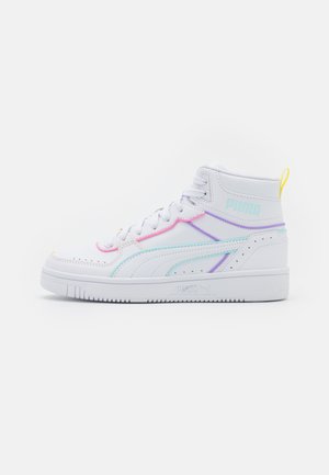 zalando sneaker release dam