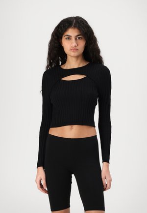 ONLMEDDI CABLE CROP O NECK - Strikkegenser - black