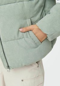 ONLY ONLNEWDOLLY PUFFER   - Winterjas - hellgrün