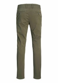 Pantalones de algodón color verde oliva con un diseño de pierna recta, que cuentan con dos bolsillos traseros y detalles de costura sutiles.