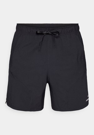 Μαύρο αθλητικό σορτς με ελαστική μέση, κορδόνι ρύθμισης και πλαϊνές τσέπες. Ομαλή υφή με το λογότυπο της Nike σε λευκό στην κάτω ραφή.