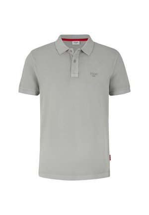 Helles graues Polohemd aus Baumwolle mit einer Zweiknopf-Leiste, geripptem Kragen und dezentem Logo auf der Brust. Roter Akzent an der Seite.