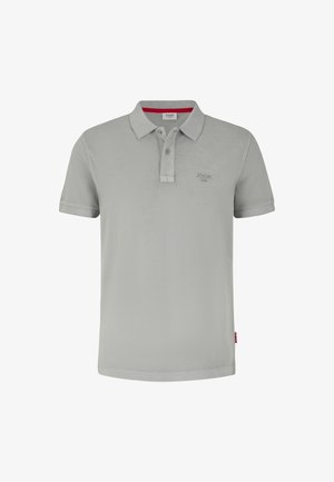 Helles graues Polohemd aus Baumwolle mit einer Zweiknopf-Leiste, geripptem Kragen und dezentem Logo auf der Brust. Roter Akzent an der Seite.