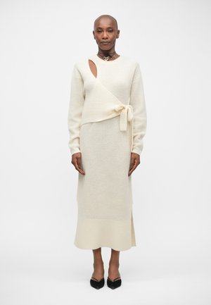 CARMEN TIE DRESS - Kampsunkleit - off white