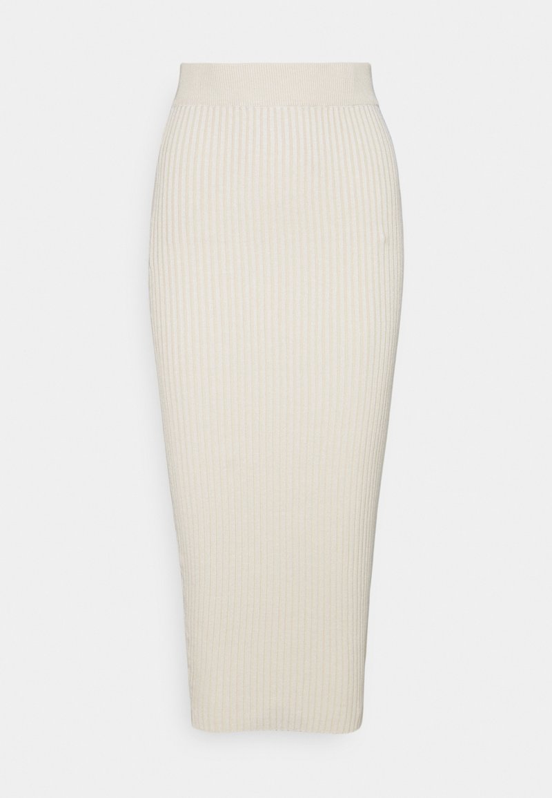Jupe crayon en tricot côtelé couleur crème avec une taille haute et une coupe mi-longue.