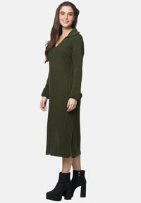 Elara Abito in maglia - grün