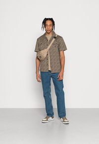 Dr.Denim DASH - Calças de ganga de perna direita - crag mid retro