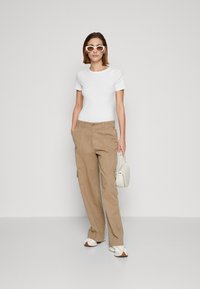 GAP T-shirts - white