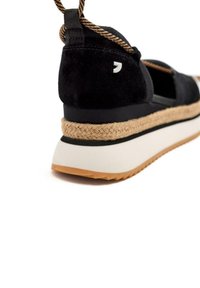 Gioseppo ABIERTAS CHITTENDEN - Zapatos de salón con cordones - black