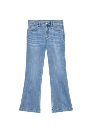 Helle blaue, ausgestellte Denim-Jeans mit mittlerer Leibhöhe, fünf Taschen und dezenten Verfärbungen. Weiße Nähte umreißen die Taschen und den Saum.