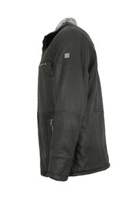 Schwarze Lederjacke mit einem weichen grauen Kragen, ausgestattet mit einer Reißverschlusstasche auf der Brust und seitlichen Taschen, strukturiertem Design und glatter Textur.