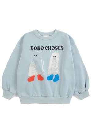 Sweat-shirt bleu clair avec des fantômes dessinés portant des chaussures rouges et bleues et le texte "BOBO CHOSES" au-dessus d'eux.