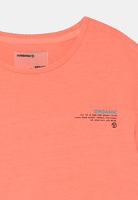 Vingino TEE - T-shirt básica - soft neon peach