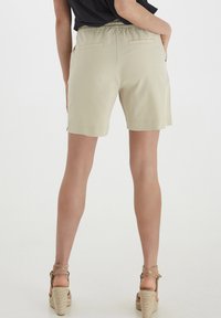b.young BYDANTA - Shorts - oyster