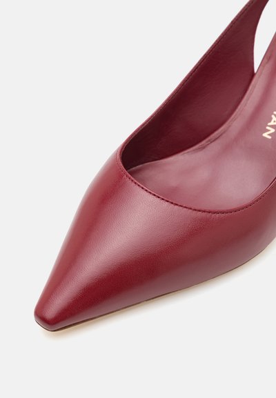 Stuart Weitzman SLINGBACK - Klasične cipele s visokom petom - rioja