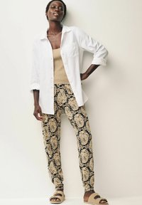 Next JOGGERS - Spodnji deli trenirk - black paisley print