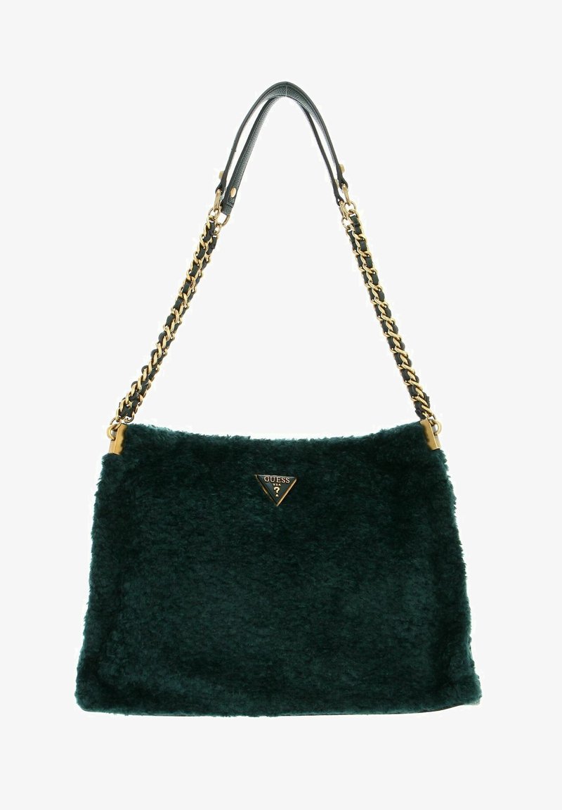 Borsa in pelliccia sintetica di colore verde scuro, di forma rettangolare, con tracolla in catena dorata e un logo triangolare lucido sul davanti.