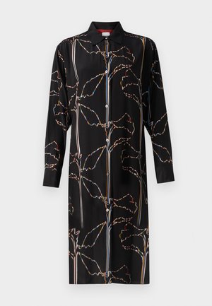 Vestido negro de tela suave, con un colorido estampado floral, cierre delantero de botones y mangas largas con cuello.