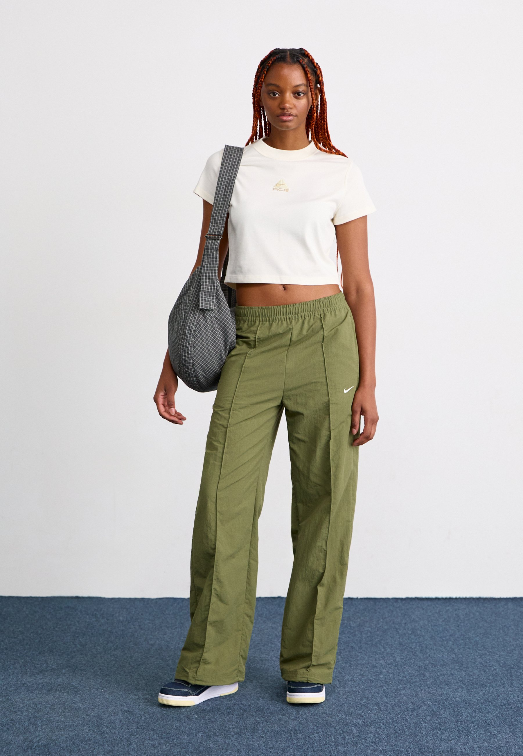 nike sportswear trend pant