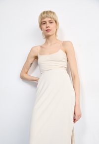 Nike Sportswear SKIRT - Saia lápis - light orewood