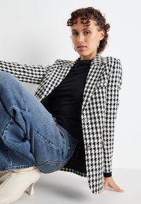 ONLY ONLELINOR  - Blazer - black/white