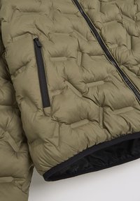 Diverse DKR HOPPER khaki