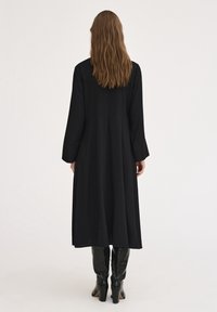 My Essential Wardrobe Košilové šaty - black