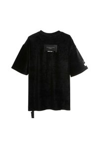 Camiseta de tela de pana negra con mangas cortas, textura acanalada, escote redondeado y una etiqueta rectangular en la parte superior de la espalda.