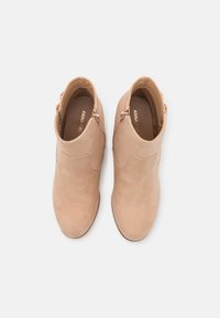 Anna Field Botines bajos - beige