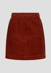 Jupe en velours côtelé couleur rouille avec une taille élastique, présentant des côtes verticales et une silhouette droite.
