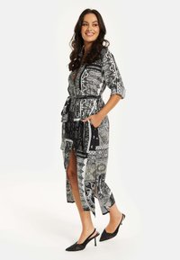 Liquorish Shirt dress - multi coloured