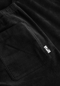 DOUBLE A BY W.W. LAX - Stoffhose - black sand