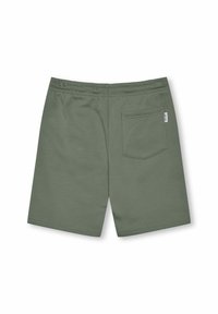 Shorts di cotone verde oliva con vita elastica, una tasca posteriore e orlo piatto. Texture liscia e vestibilità standard.