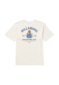 Billabong kremfarget bomull t-skjorte med blå og oransje grafisk tekst med en sol- og agave-design på baksiden. Korte ermer og avslappet passform.